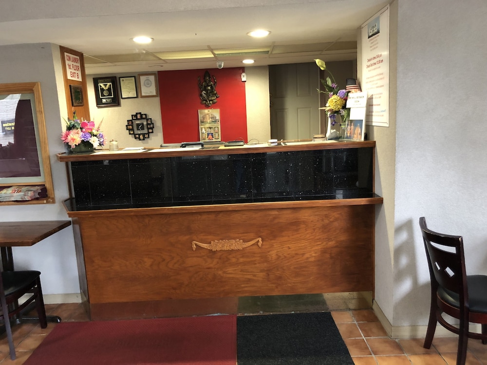 Latham Inn - photo 30