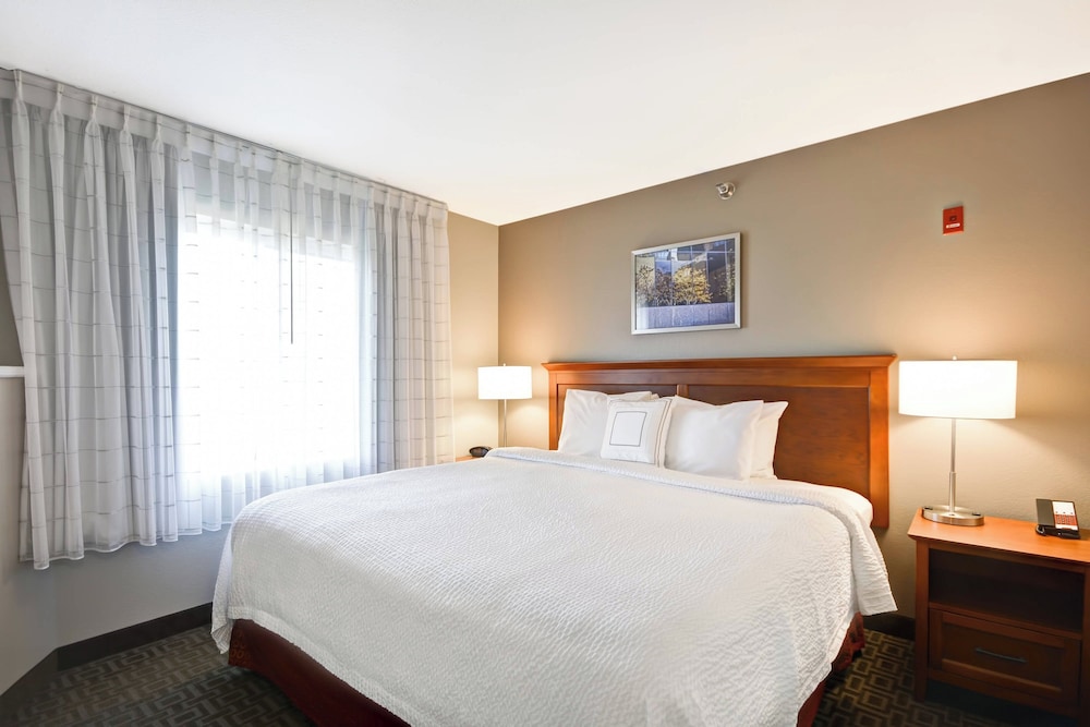 TownePlace Suites by Marriott Sioux Falls - photo 8