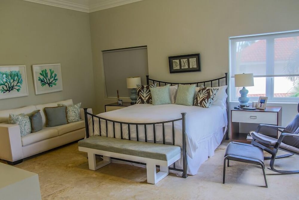 Tortuga B 26 — 4-Star Luxury Hotel in Punta Cana, Dominican Republic