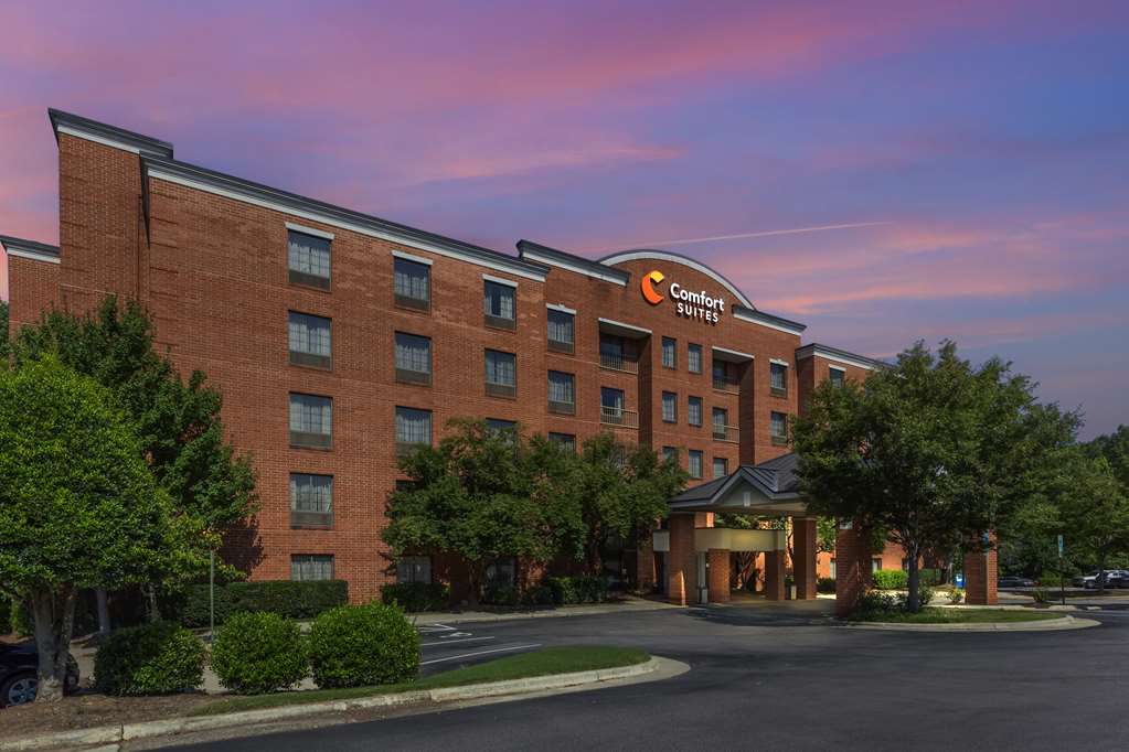Comfort Suites Regency Park - photo 4