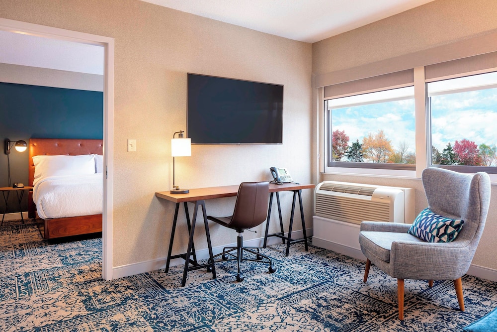 Four Points By Sheraton Norwood - photo 17
