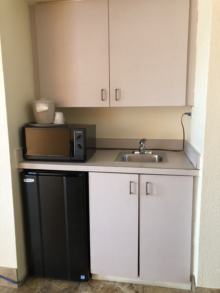 Budget Inn Ft Myers - photo 18