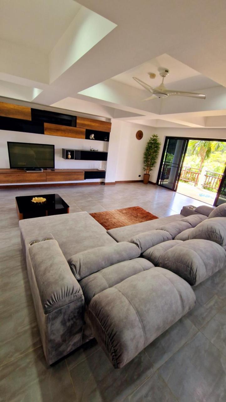Two bedroom apartment near Naiharn beach — 4-Star Luxury Hotel in Rawai, Thailand
