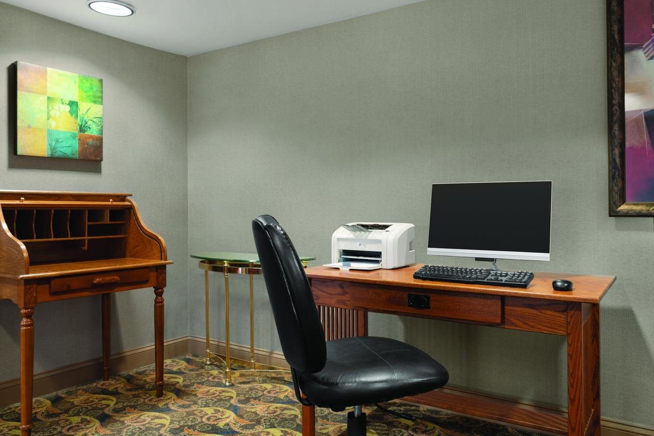 Lancaster Suites - photo 8