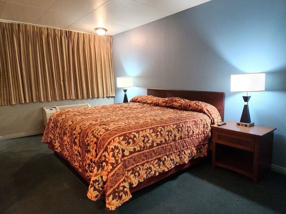 Executive Inn at Mena - photo 12