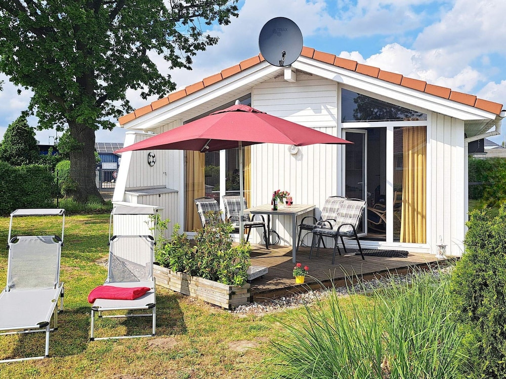Holiday Home in GrÃ mmitz — 4-Star Luxury Hotel in Gromitz, Germany