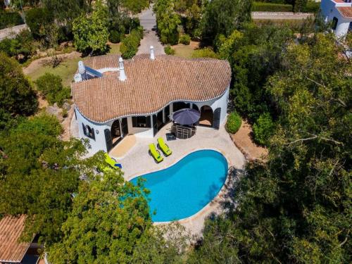 Moorish Style Carvoeiro Villa 3 Bedrooms Villa Azure Vista — 4-Star Luxury Hotel in Carvoeiro, Portugal