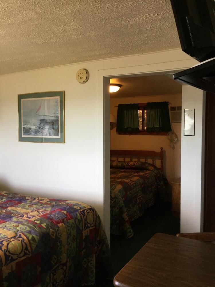 Carla's Inn - photo 3