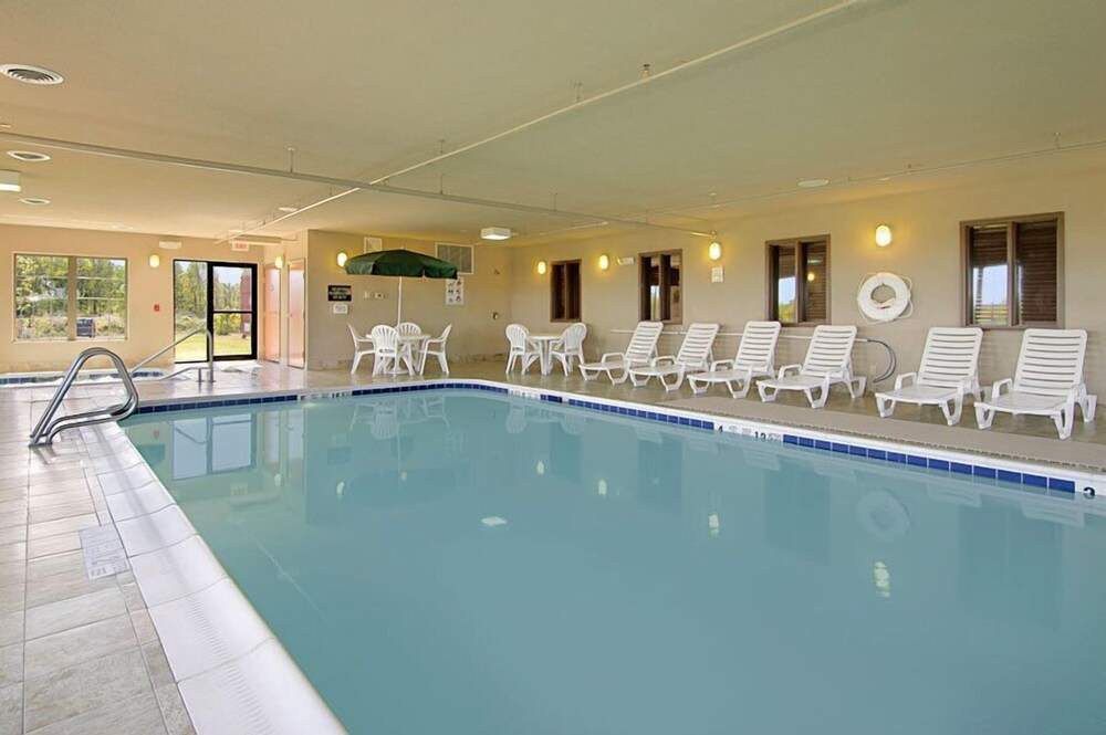 Holiday Inn Express Syracuse Fairgrounds by IHG - photo 28