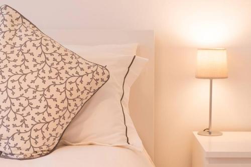 New Stylish 4 Bed House Moments From Clacton Beach — 4-Star Luxury Hotel in Clacton-On-Sea, United Kingdom