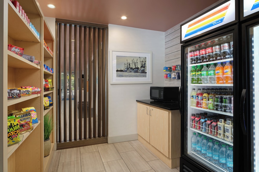 Holiday Inn Express & Suites Brunswick by IHG - photo 19