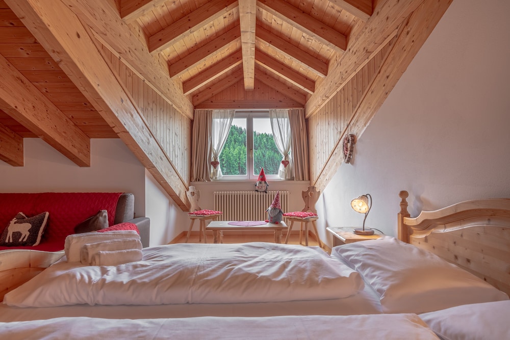 Residence Stella — 4-Star Luxury Hotel in Folgaria, Italy
