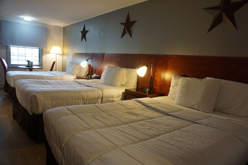 Harvest Drive Family Inn - photo 13