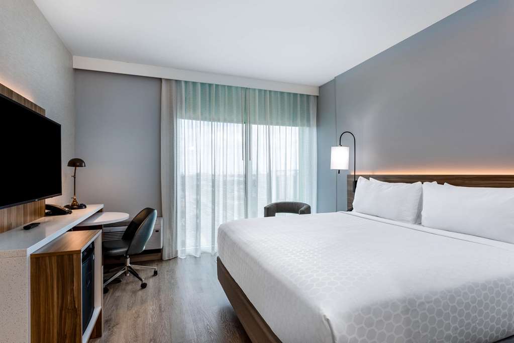 Wyndham Garden Miami International Airport - photo 20
