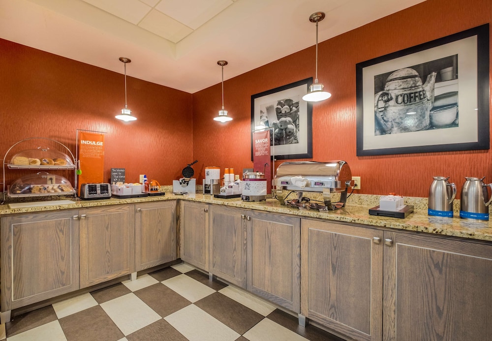Hampton Inn Freeport Brunswick - photo 38