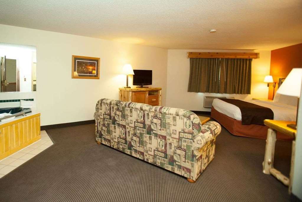 AmericInn by Wyndham Pequot Lakes - photo 27
