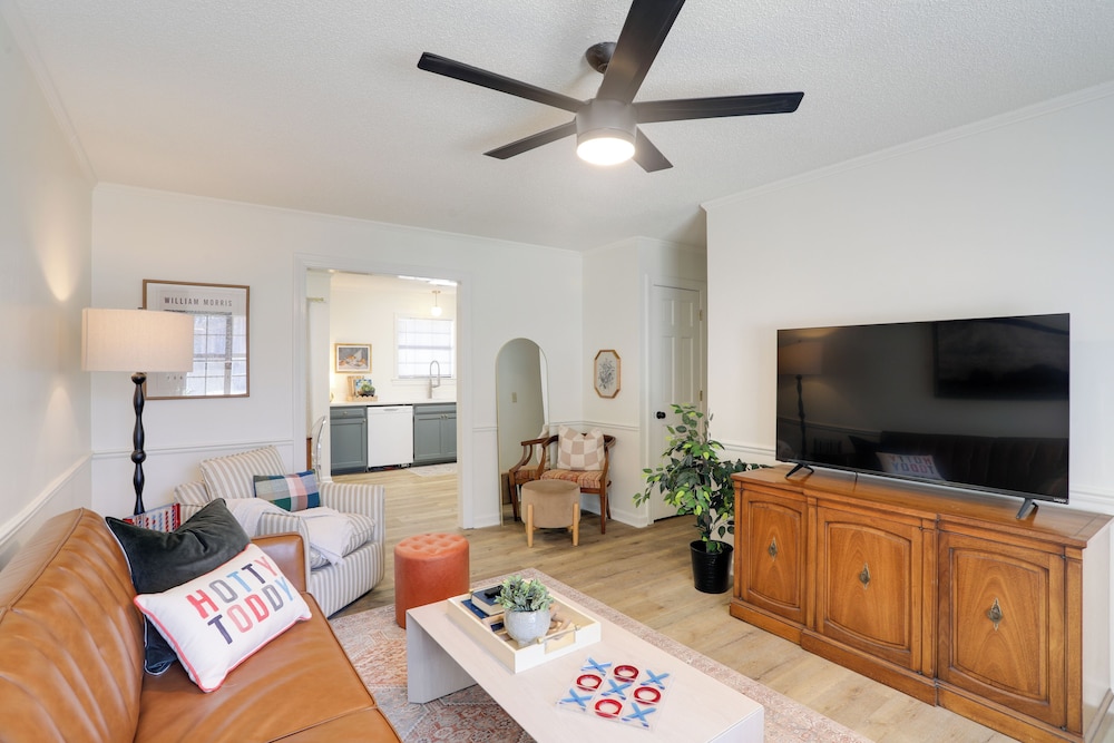 2 Blocks to Oxford Square: Ole Miss Retreat in Oxford, United States