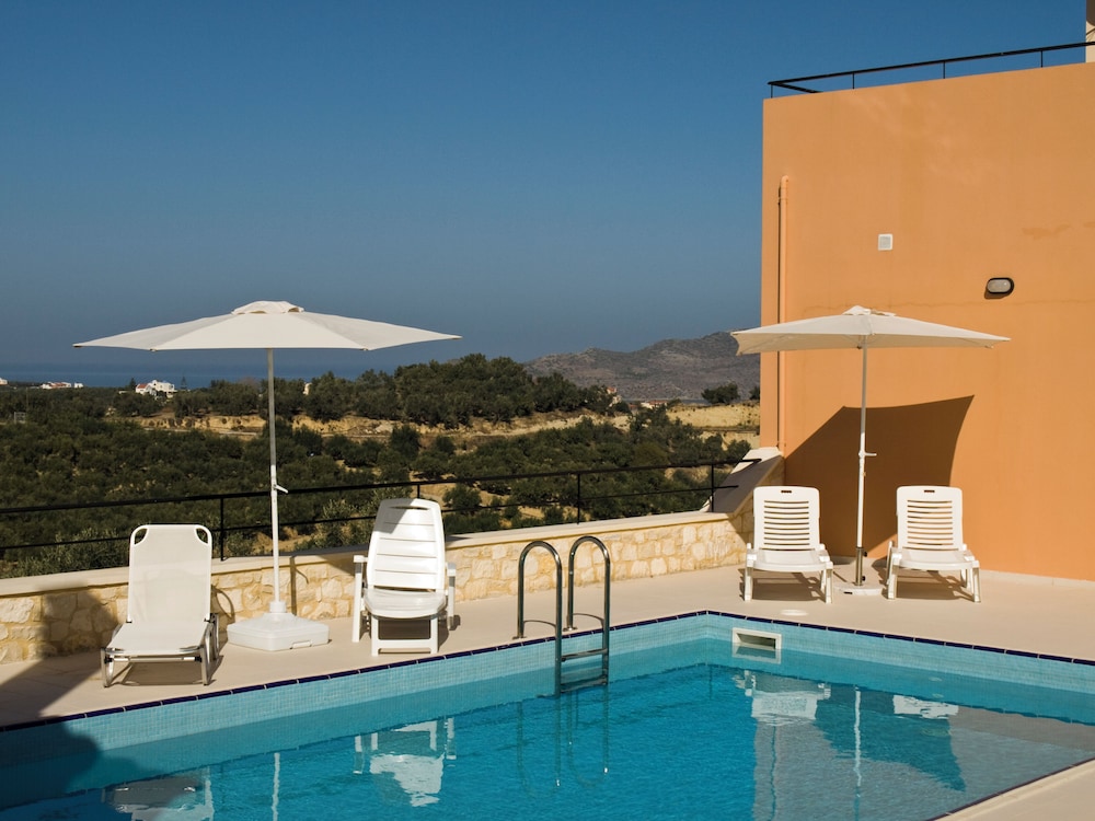 Olive Tree Hillside Apartment — 4-Star Luxury Hotel in Chania, Greece