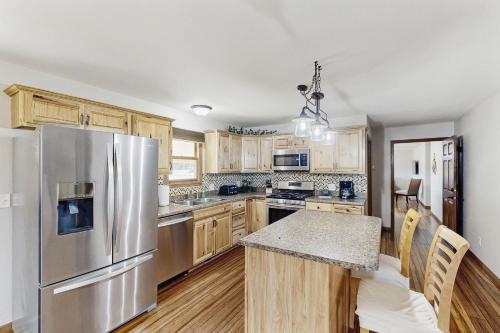 Stratobowl Escape - carbon neutral hotel in Keystone