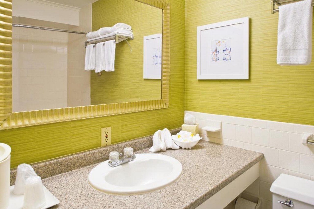 Surfside Hotel and Suites - photo 10