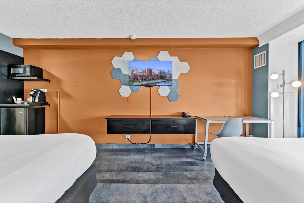 Buffalo Airport Hotel - photo 26
