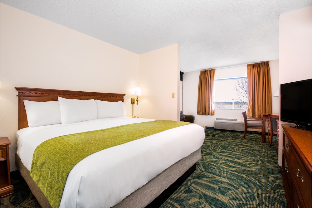 Branson's Best Motel - photo 11