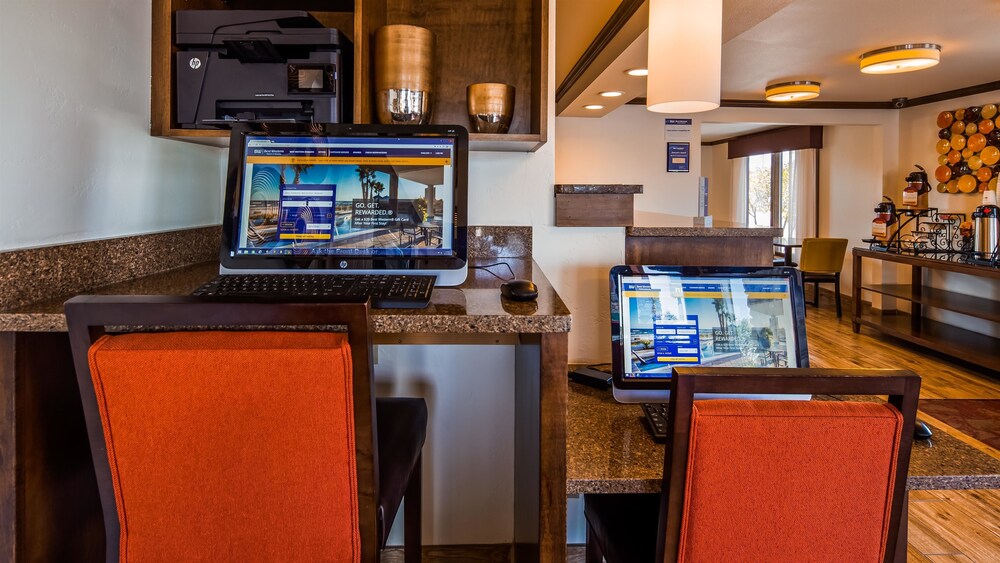 Best Western Paradise Inn - photo 18