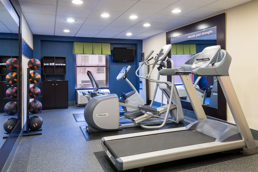 Hampton Inn Atlanta Perimeter Center - photo 21