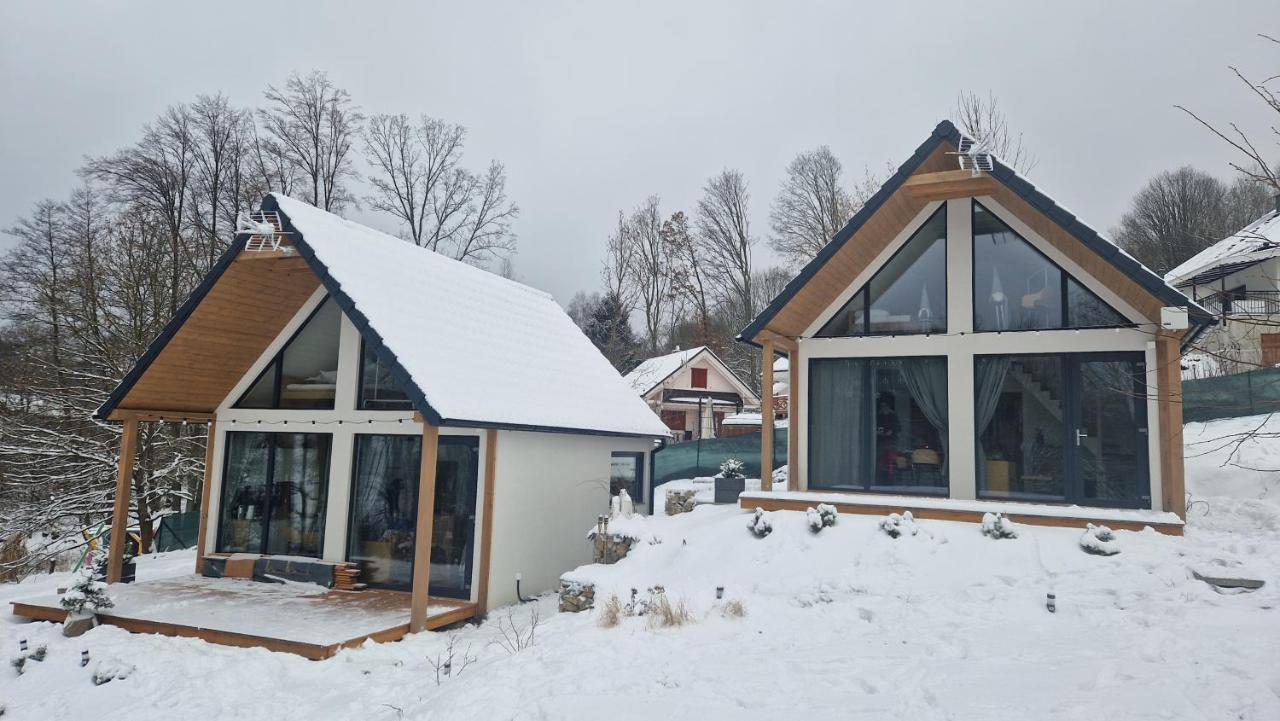 Brzuchem Do Gory - carbon neutral hotel in Unknown City
