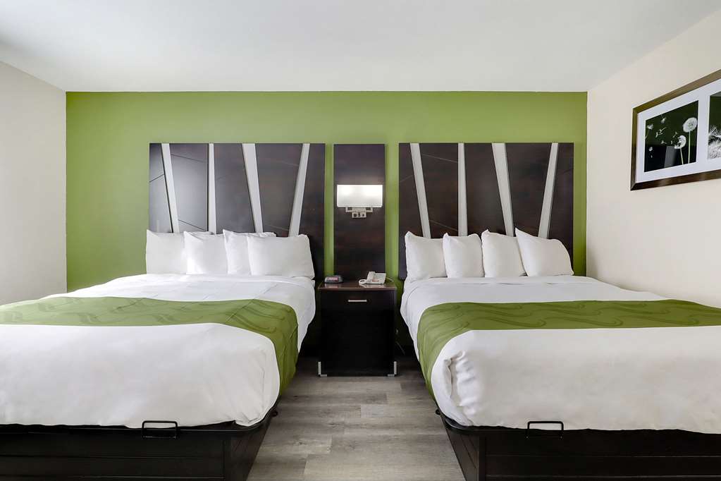 Quality Suites Albuquerque Airport - photo 33