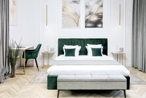 High Ceilings Apartments Bucharest GARDEN Parking Invoice at request — 4-Star Luxury Hotel in Bucharest, Romania