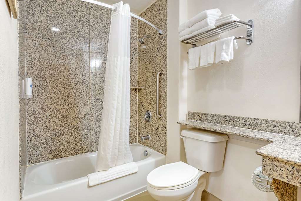 Comfort Inn & Suites Chesapeake Portsmouth - photo 23