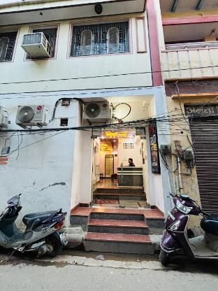 Dk Grand Homestay — 5-Star Luxury Hotel in Varanasi, India
