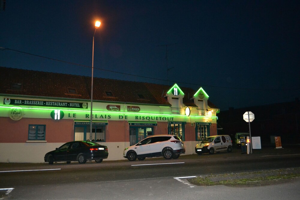 Le Relais De Risquetout - carbon neutral hotel in Doullens