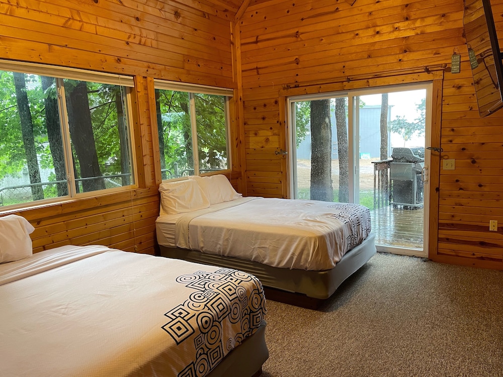 Delton Oaks Resort - photo 20