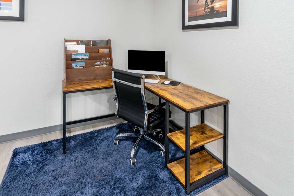 Baymont by Wyndham Carlsbad NM - photo 26