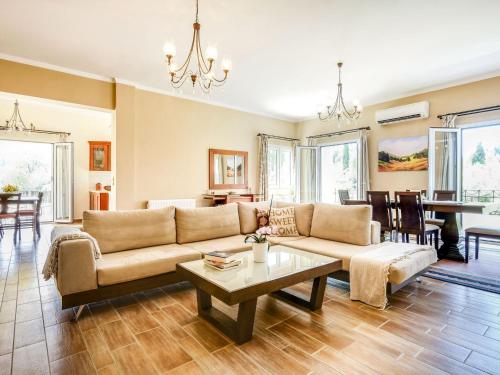 Villa in Kerkira near Corfu Beaches — 4-Star Luxury Hotel in Alepou, Greece