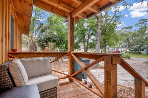 Mountains to Sea by Oak Island Accommodations - photo 16