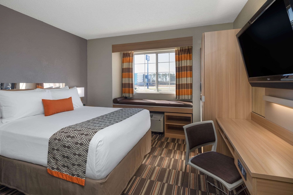 Microtel Inn & Suites by Wyndham Florence - photo 8