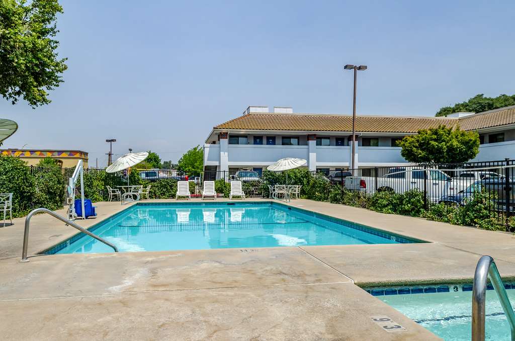 Motel 6 Oakdale CA - photo 11