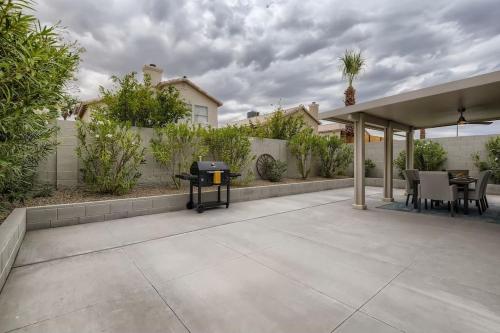 Charming 3BR Home Perfect for a Family Getaway