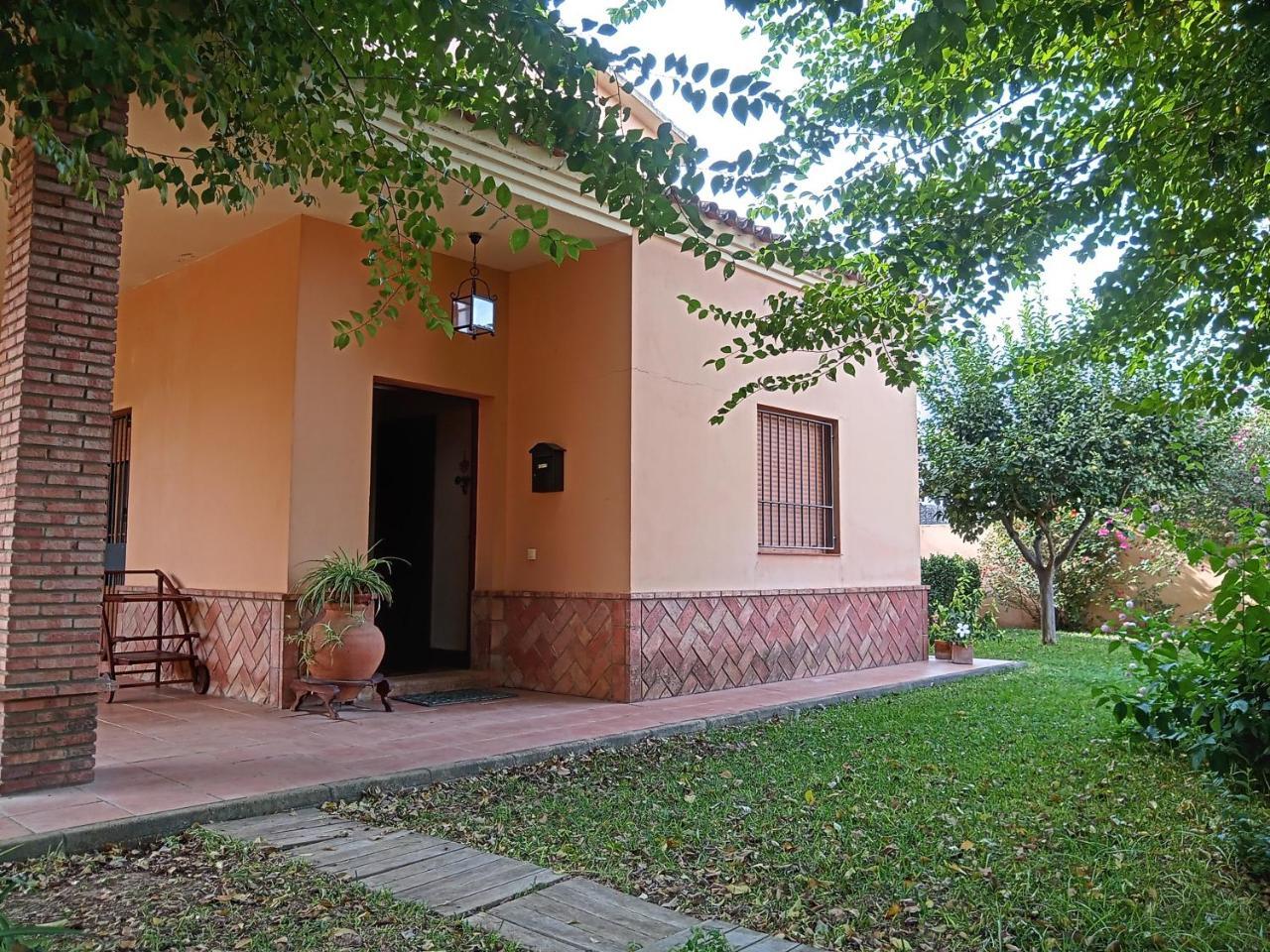 Casa Rural Orégano — 4-Star Luxury Hotel in Carmona, Spain