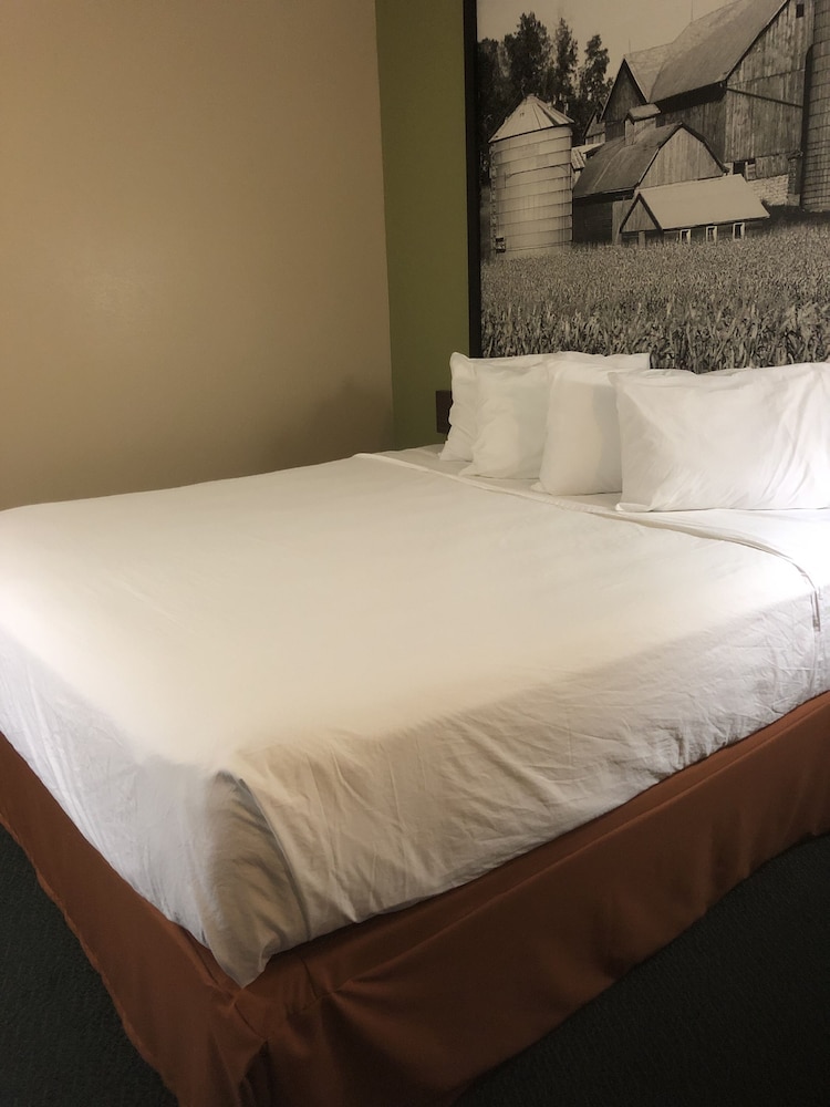Americas Best Value Inn Onawa - photo 6
