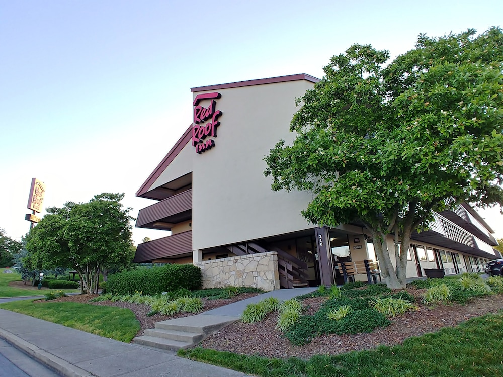 Red Roof Inn Johnson City - photo 33
