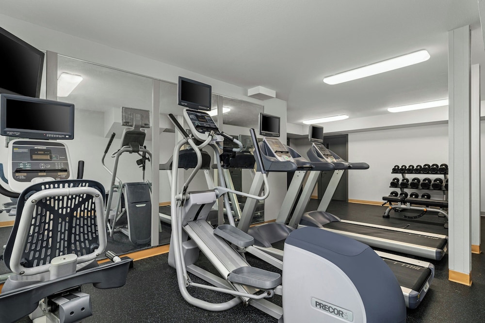 TownePlace Suites by Marriott Minneapolis West StLouis Park - photo 12