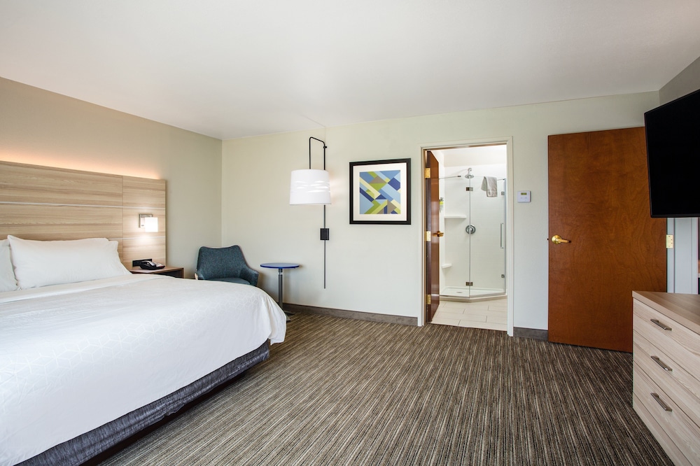 Holiday Inn Express Hotel & Suites Lewisburg by IHG - photo 6