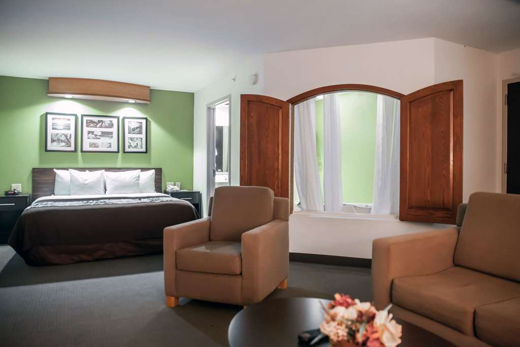 Sleep Inn & Suites Emmitsburg - photo 26