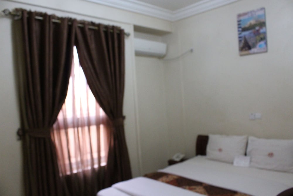 Hotel Mbouoh Star Palace — Dschang — photo 5