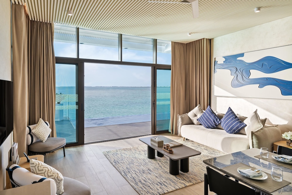 Bab Al Nojoum Hudayriyat Villas — 4-Star Luxury Hotel in Abu Dhabi, United Arab Emirates