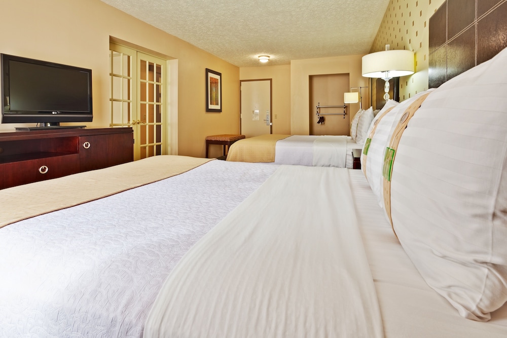 Holiday Inn Bloomington University Area an IHG Hotel - photo 4